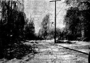 1924 ice storm, Edwards Street west of Walnut Street (Illinois State Journal, Dec. 20, 1924)