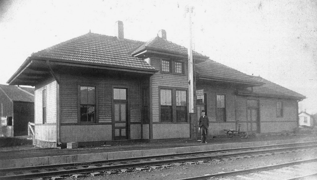 Chicago & Alton depot, Chatham, 1902 
