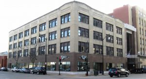 Mendenhall-Myers Building, 2017; cornice on Adams Street says "Mendenhall 1915" (SCHS photo)