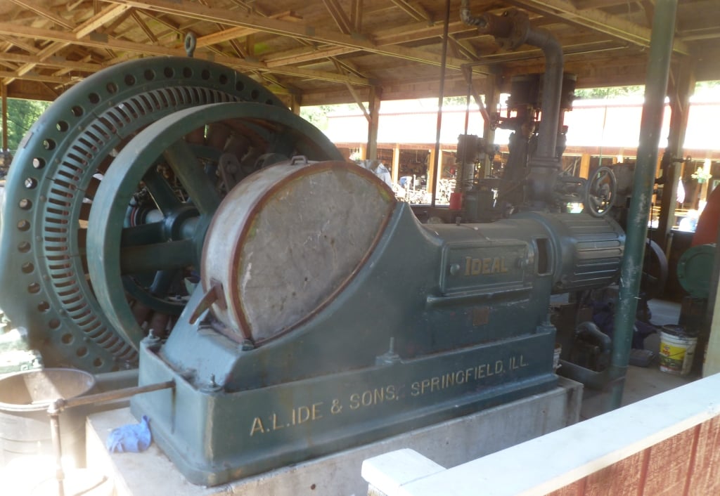 An Ideal engine on display in 2014 at the Puget Sound Antique Tractor and Machinery Association fairgrounds in Lyndon, Wash. (Contributed by Chuck Berlemann)