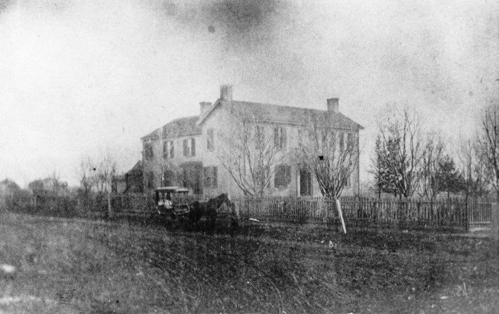 The Taylor House in an undated photo (Sangamon Valley Collection)