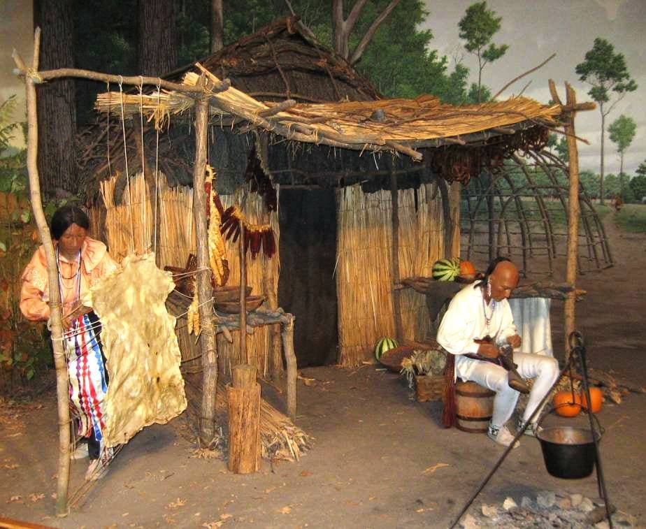 An Illinois State Museum diorama illustrates a Kickapoo dwelling. (SCHS photo)