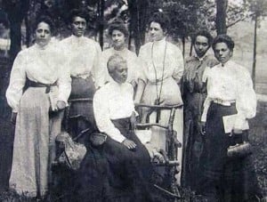 Patricia Wright Morgan (seated) at 1906 Niagara Movement conference (Wikimedia)