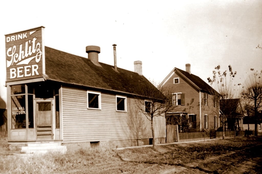 Noll Saloon, 1301 E. Enterprise St., early 20th century (Courtesy Kyle Graham)