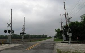Gates guarded the Divernon Road rail crossing in 2017 (SCHS)