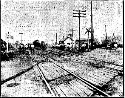 "Deadman's Crossing" the day Arthur and Laura Withrow were killed in 1928. (State Journal-Register; used with permission)