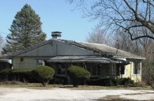Lustron home in Pleasant Plains 