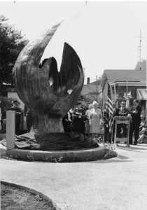 Dedication ceremony for the "Praying Hands" sculpture, Aug. 28, 1966 (Sangamon Valley Collection)