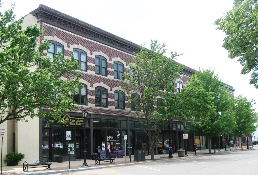 The Schnepp business block, 300 block of East Adams street (SCHS)